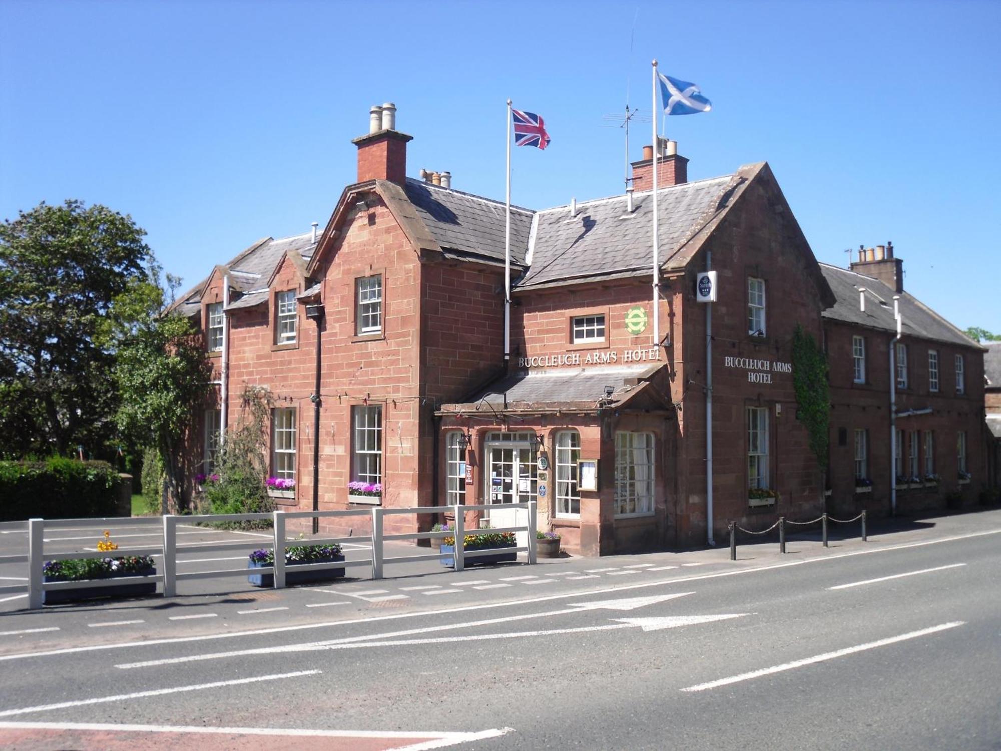 Buccleuch Arms Hotel St Boswells Bagian luar foto