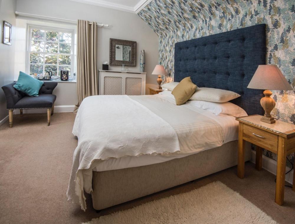 Buccleuch Arms Hotel St Boswells Bagian luar foto